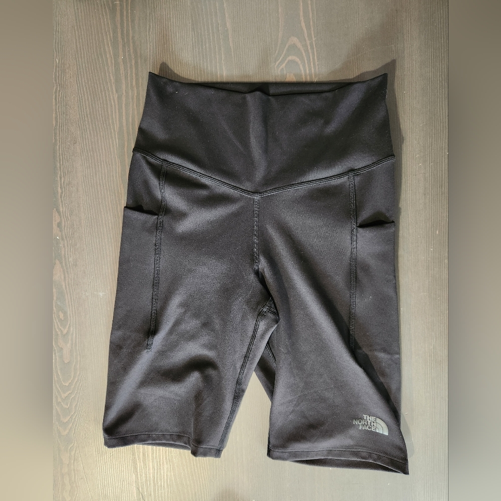 The Northface Motivation High-Rise Bike Short - Size Medium